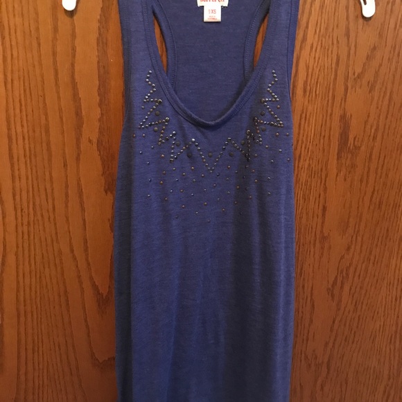 Tops - Picture 7 of 7